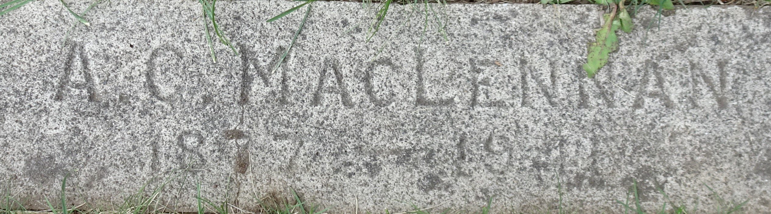 Photo of headstones/Adam Creelman MacLennan Headstone 1944 Hatley Memorial Gardens, Colwood, Capital Regional District, British Columbia, Canada